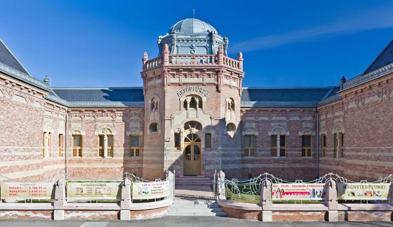 Patrik Apartman Székesfehérvár Esterno foto