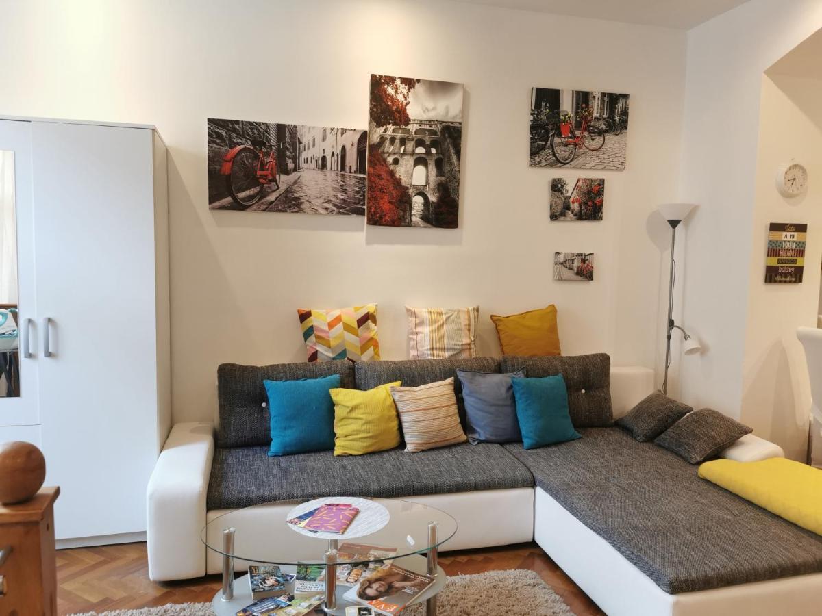 Patrik Apartman Székesfehérvár Esterno foto